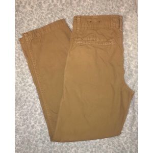 🌼American Eagle Khaki Relaxed Straight Pants